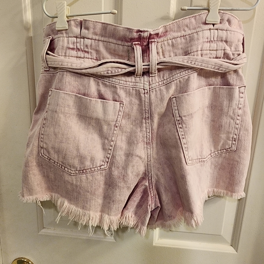 We the free distressed denim cut off shorts MED pink 100%cotton - Picture 5 of 6